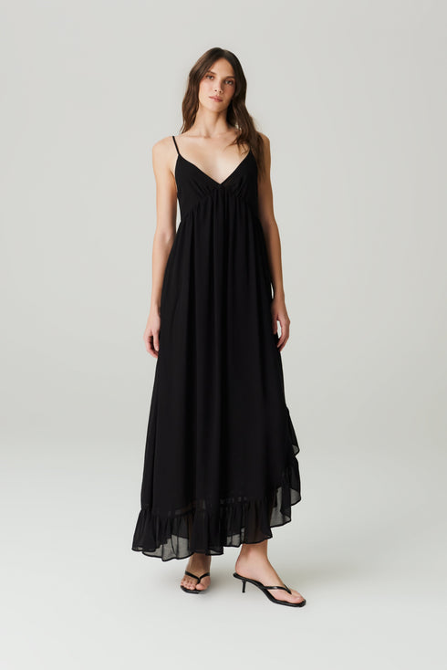VESTIDO PRETO